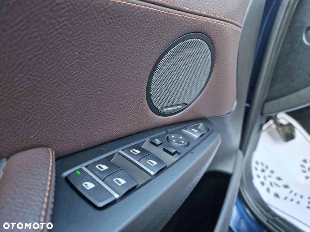 BMW X3 28i xDrive - 21