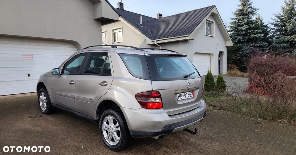 Mercedes-Benz ML - 13