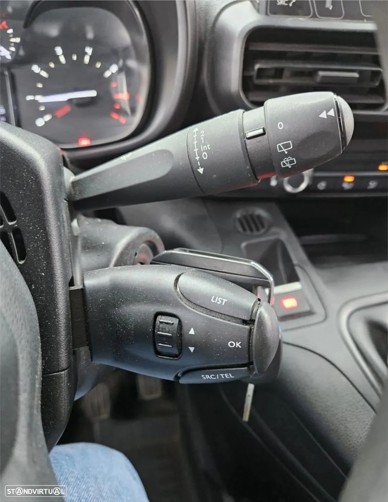 Citroën Berlingo  1.5Hdi  Standart Pro 3Lug  AC TEL CC - 12