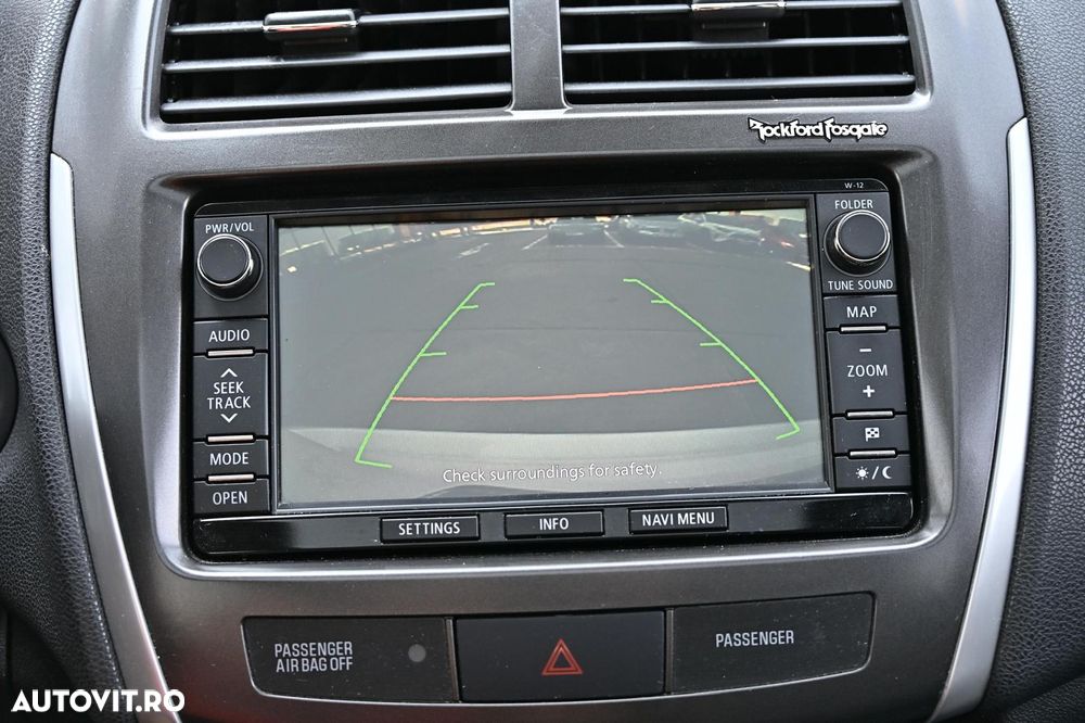 Mitsubishi ASX - 16