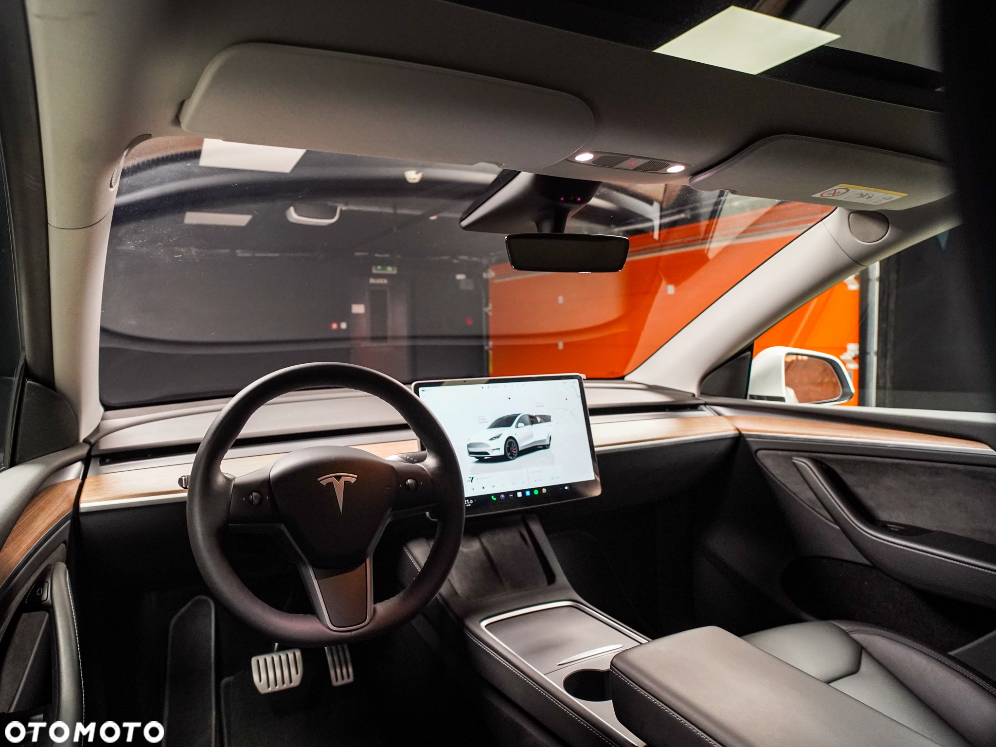 Tesla Y Performance AWD - 25