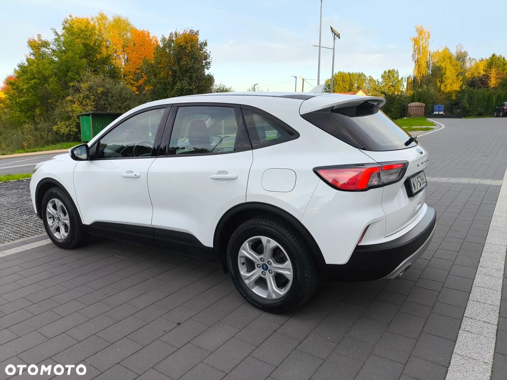 Ford Kuga - 5