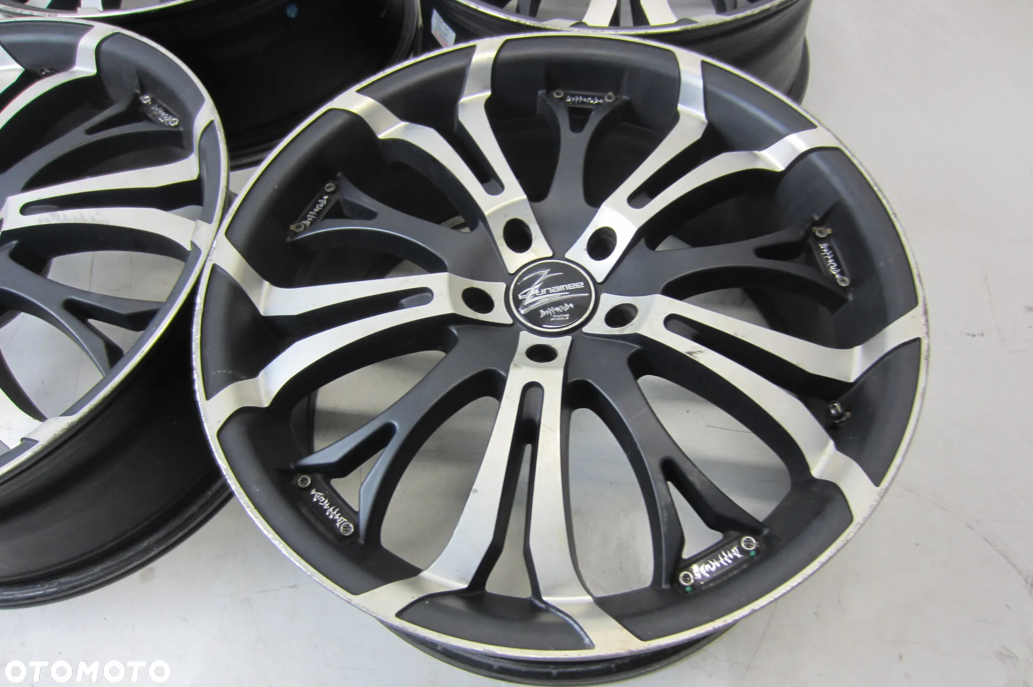 FELGI ALUMINIOWE 19 VW SEAT AUDI SKODA BARACUDA OM 5X112 - 6