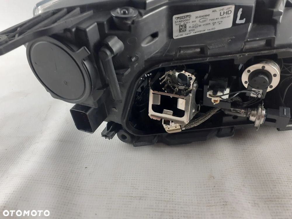Lampa Volvo V40 lewa xenon 31420007  12-19r.4 - 7