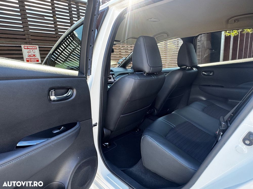 Nissan LEAF - 19