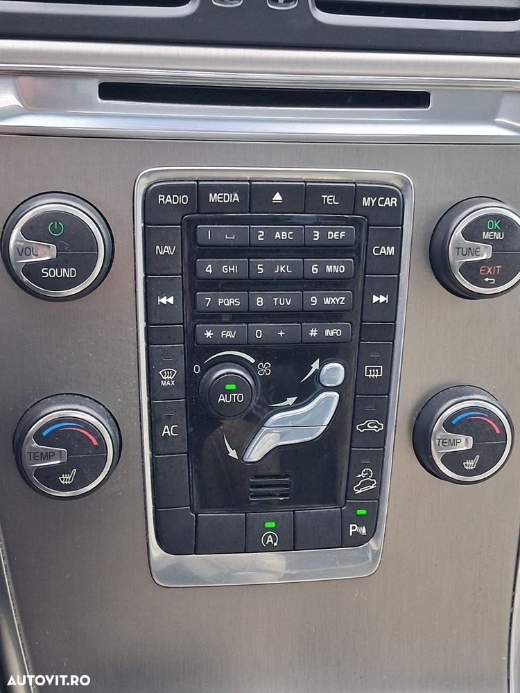 Volvo XC 60 - 11