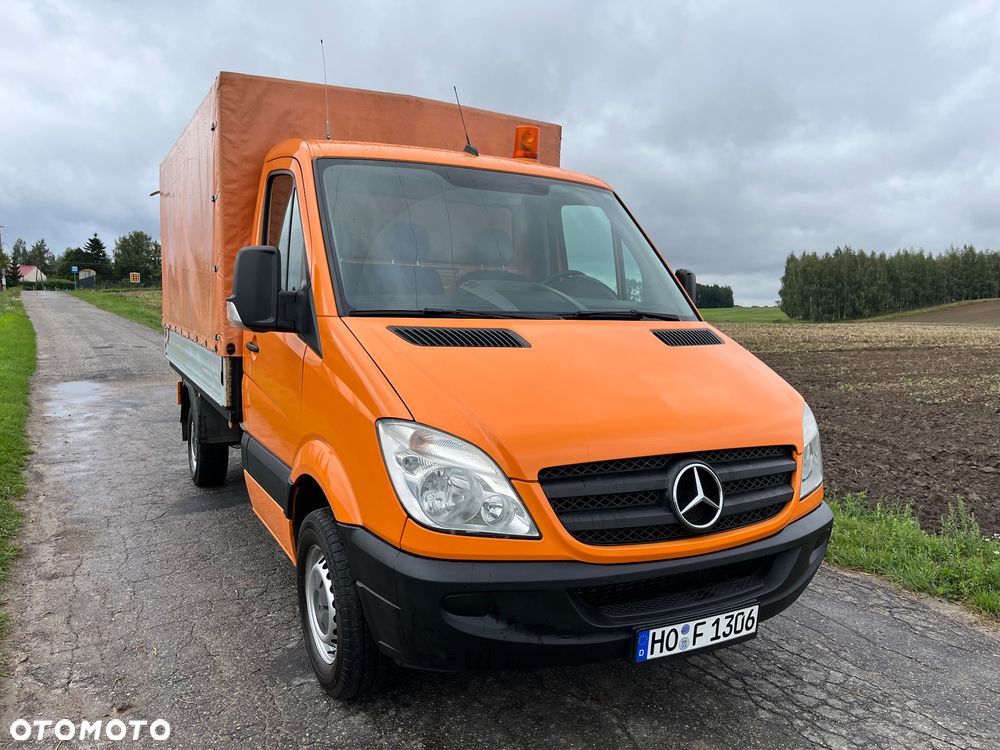 Mercedes-Benz Sprinter - 14