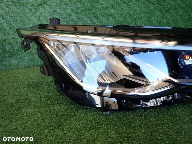 VW GOLF VIII 8 LED reflektor prawy lampa prawa 5H1941006B - 2