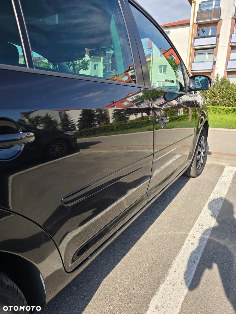 Volkswagen Touran 1.9 TDI Basis - 5