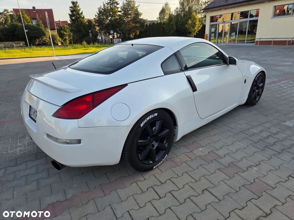 Nissan 350 Z Standard - 5
