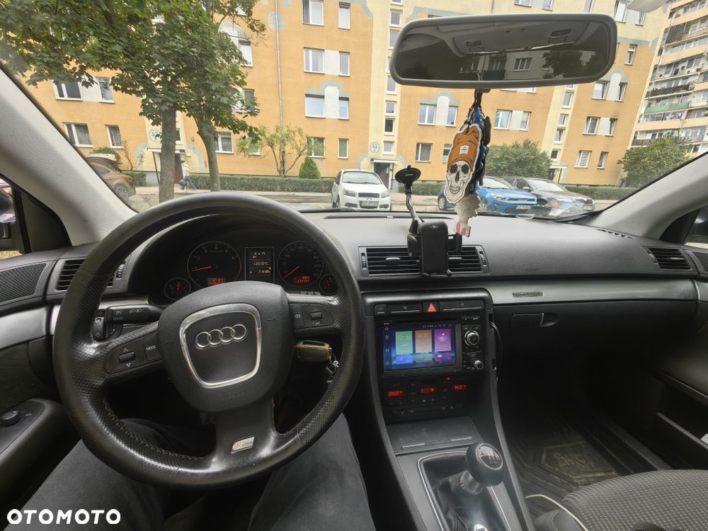 Audi A4 Avant - 8