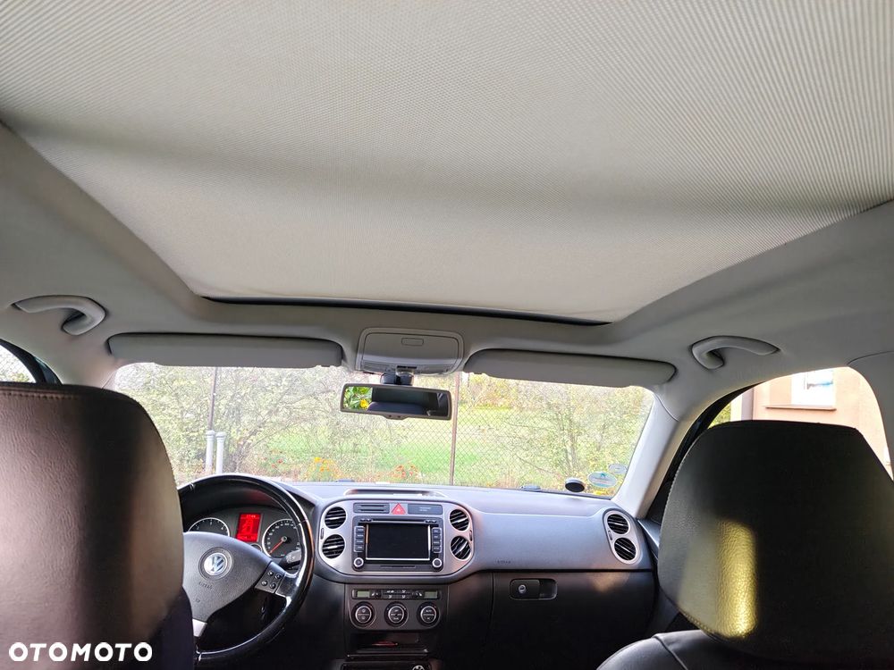 Volkswagen Tiguan - 5