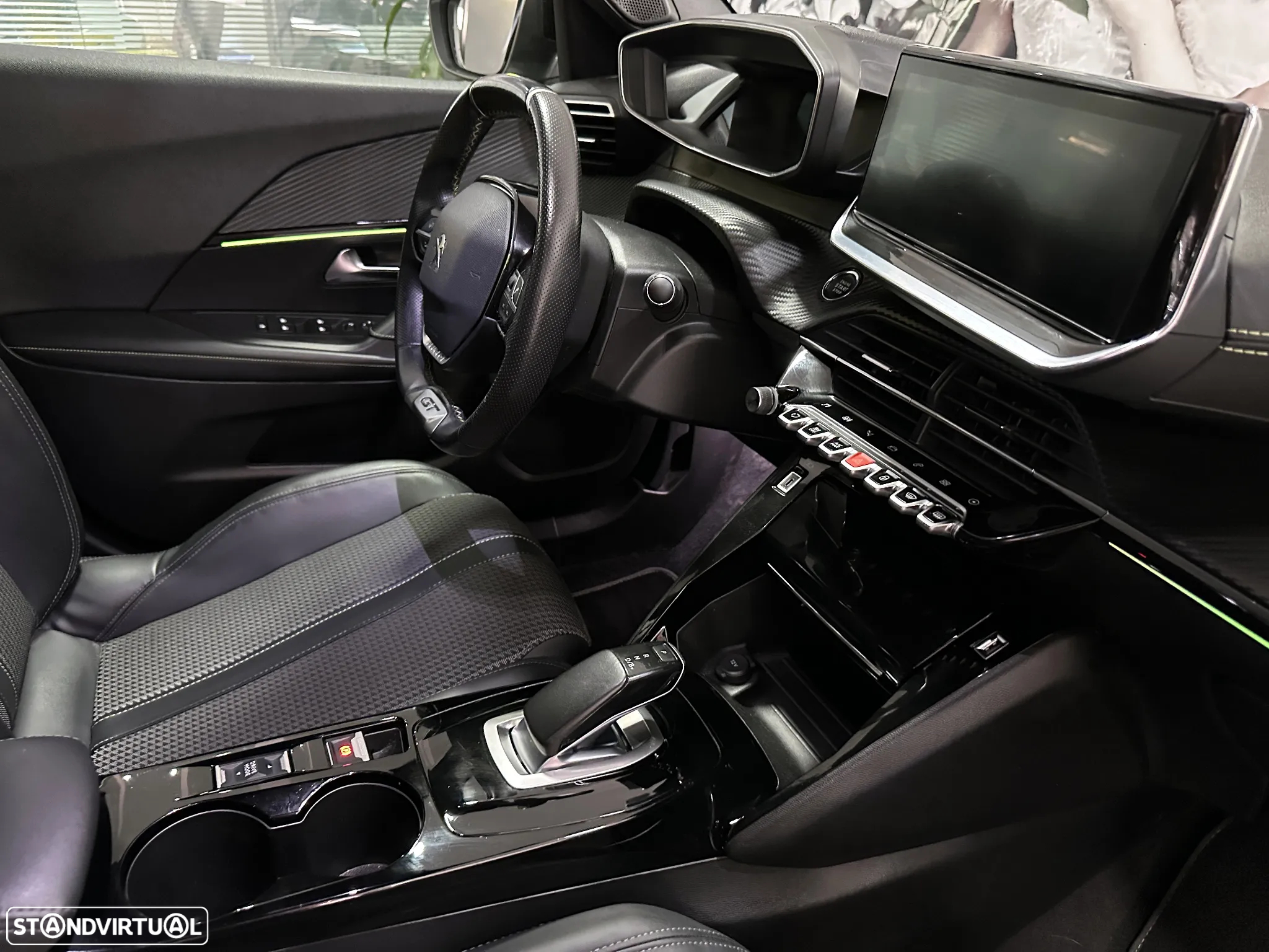 Peugeot e-2008 50 kWh GT Pack - 22