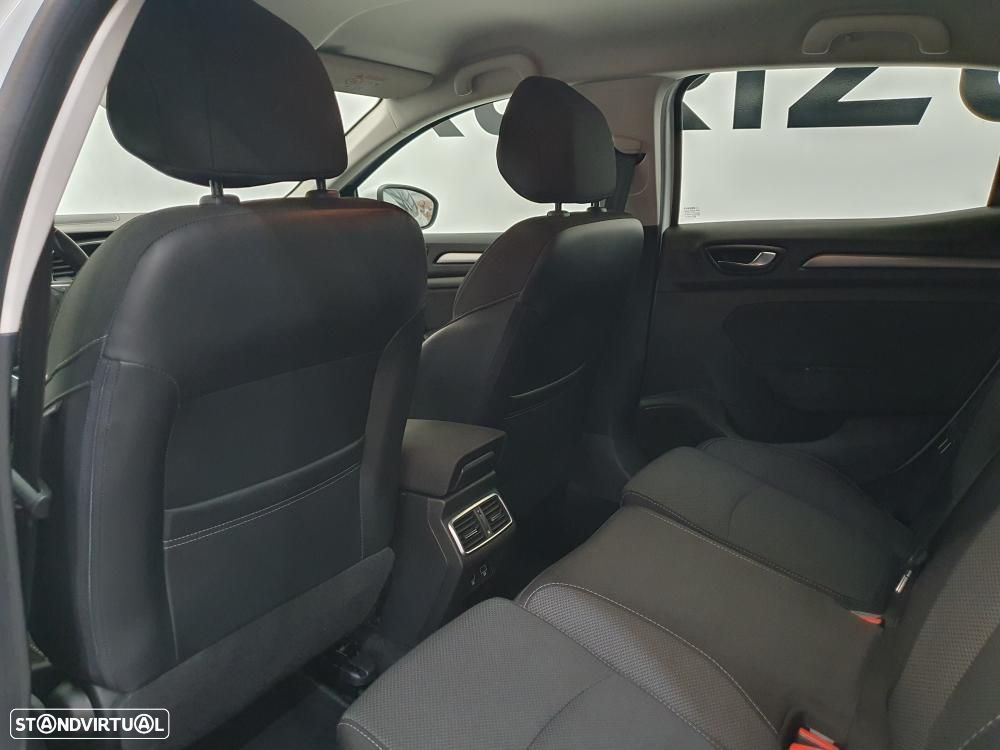 Renault Mégane 1.5 Blue dCi Zen - 19