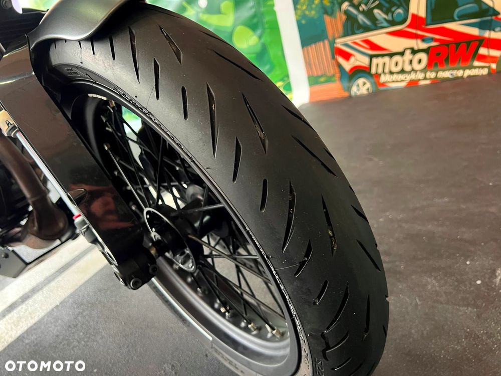 Husqvarna Svartpilen - 28