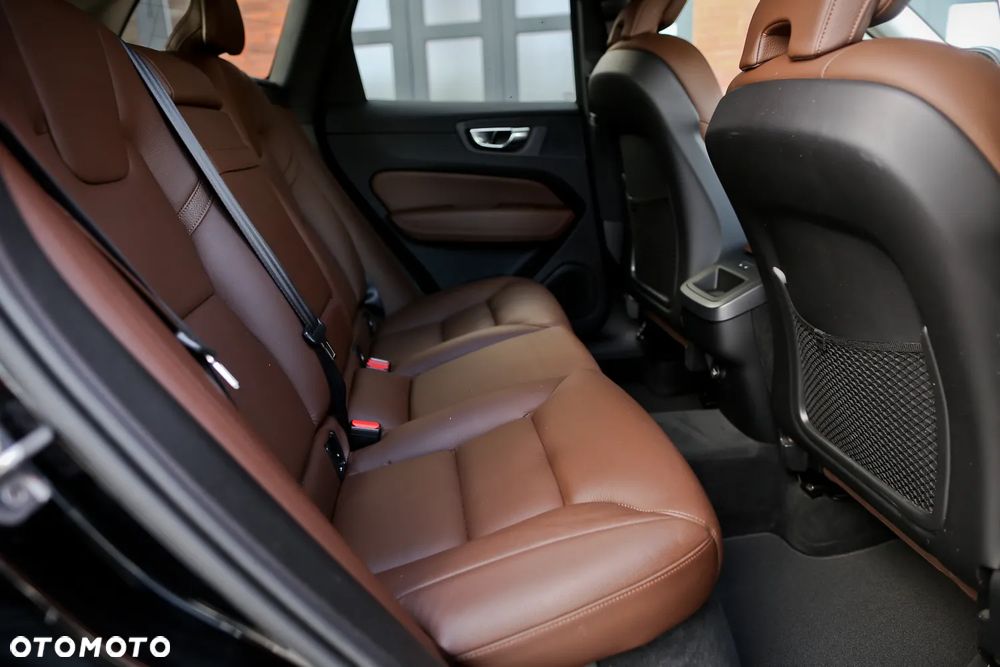 Volvo XC 60 D4 AWD Geartronic Inscription - 25