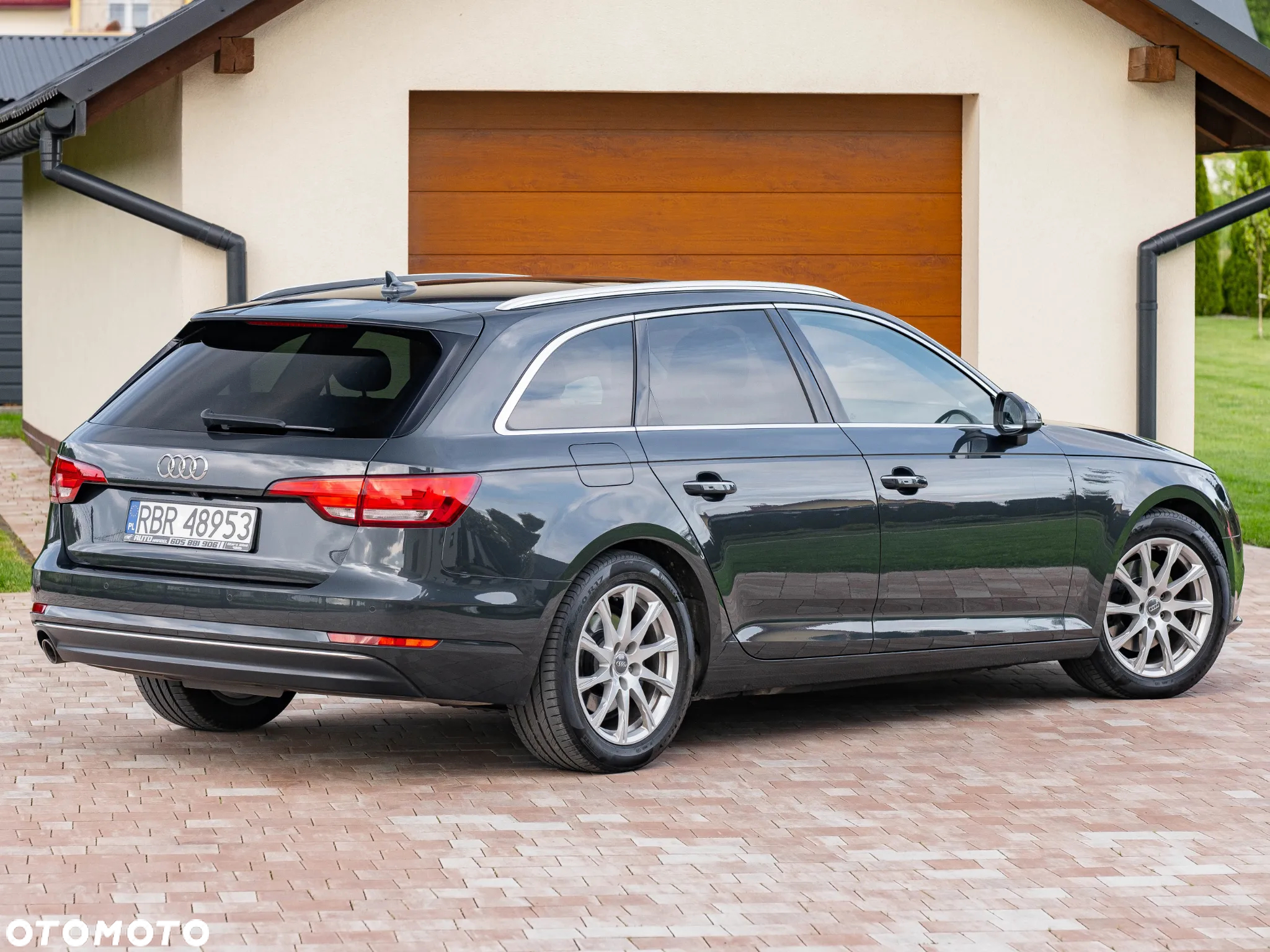 Audi A4 2.0 TDI Design S tronic - 39
