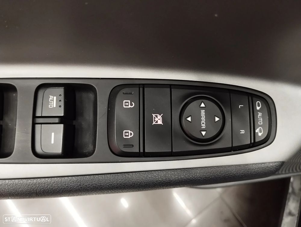 Kia Niro 1.6 GDi PHEV EX - 19