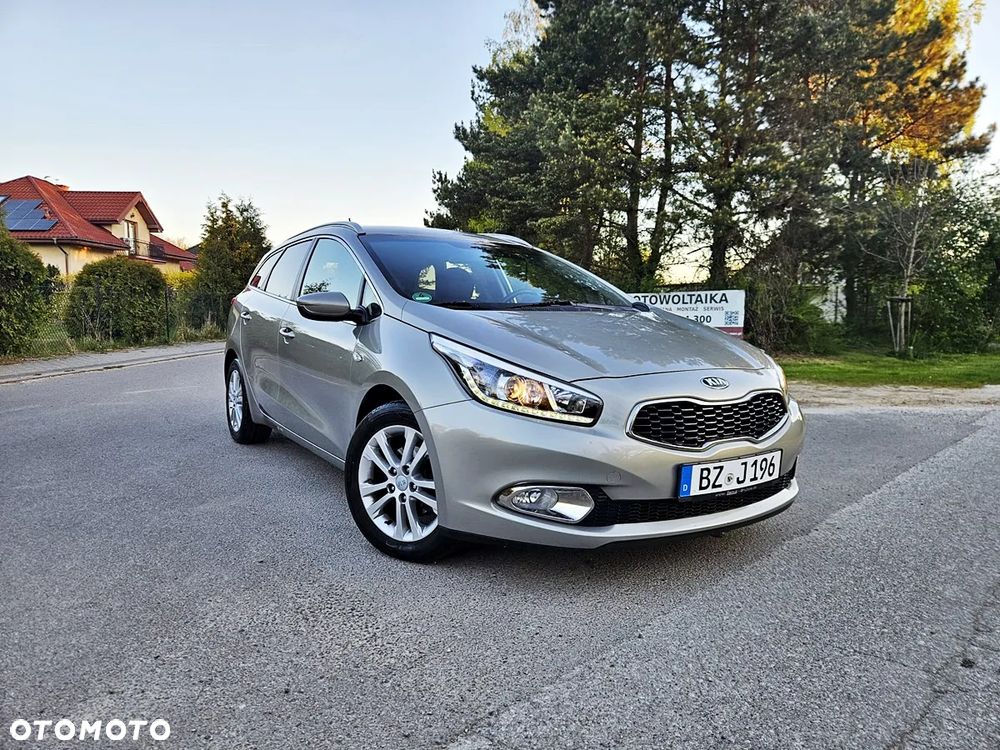 Kia Ceed 1.6 GDI ISG Spirit - 4
