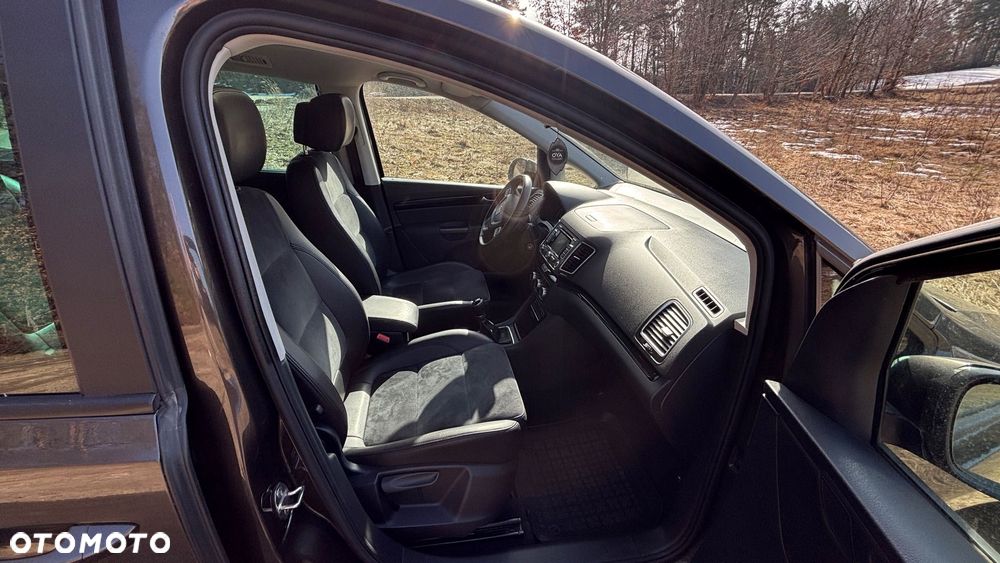 Seat Alhambra 2.0 TDI DPF Ecomotive - 11