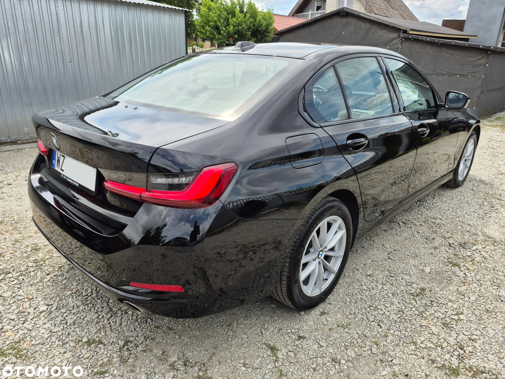 BMW Seria 3 318i - 1