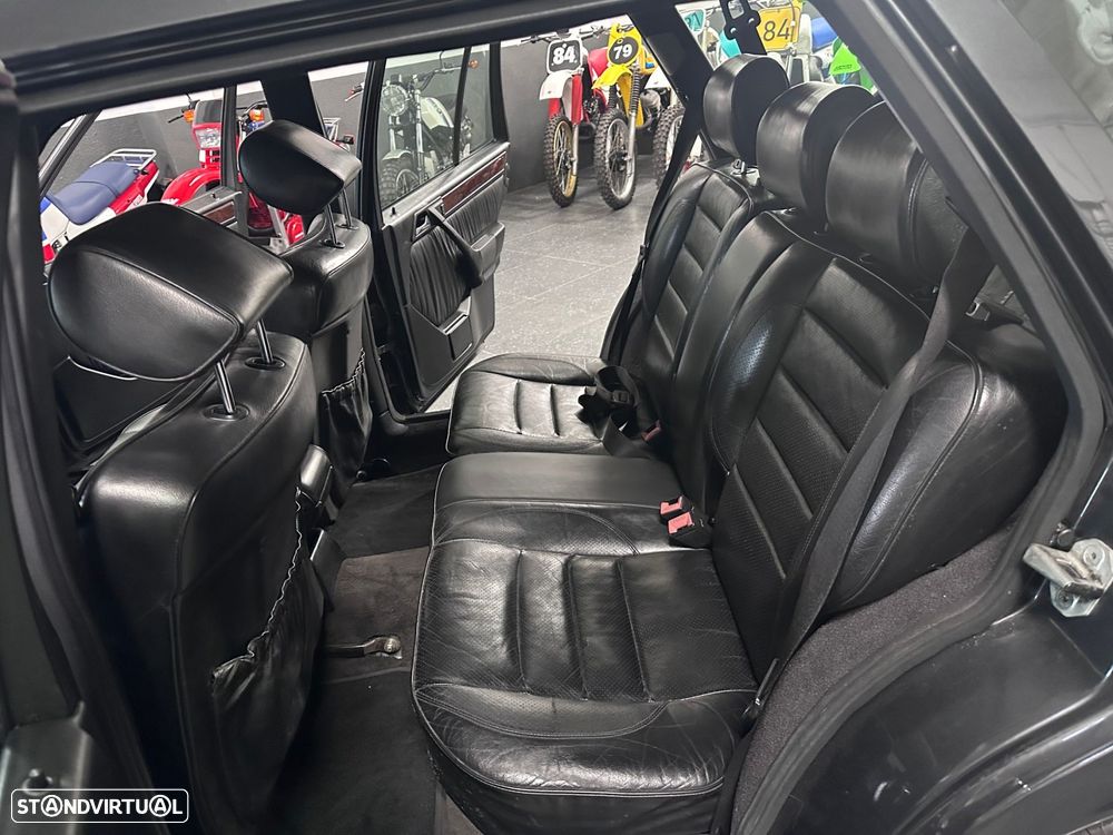 Mercedes-Benz E 250 D Turbo - 11