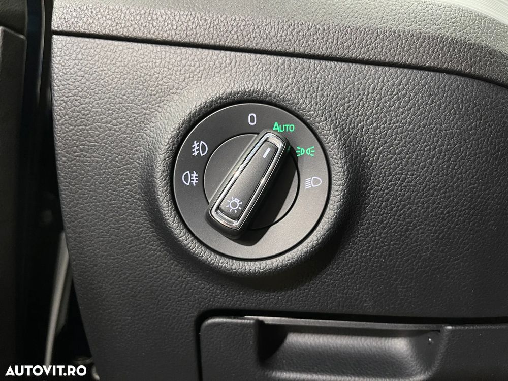Skoda Superb 2.0 TDI DSG Ambition - 23