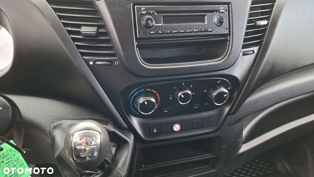 Iveco 35C14, 35C13, 35C15, 35C16 - 12