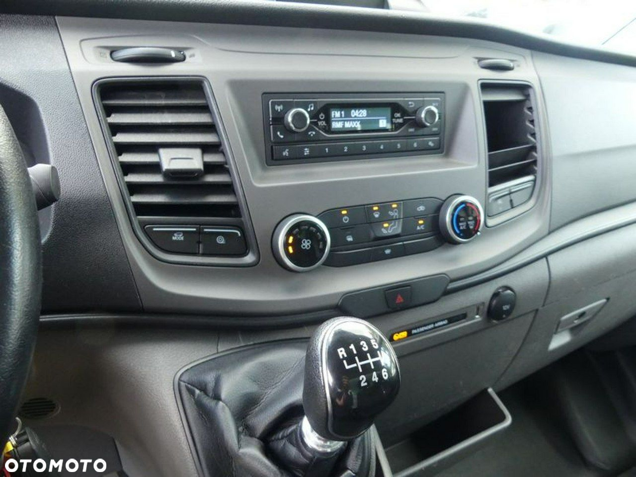 Ford Transit - 5