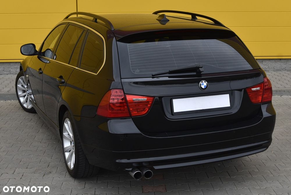 BMW Seria 3 325xi - 8