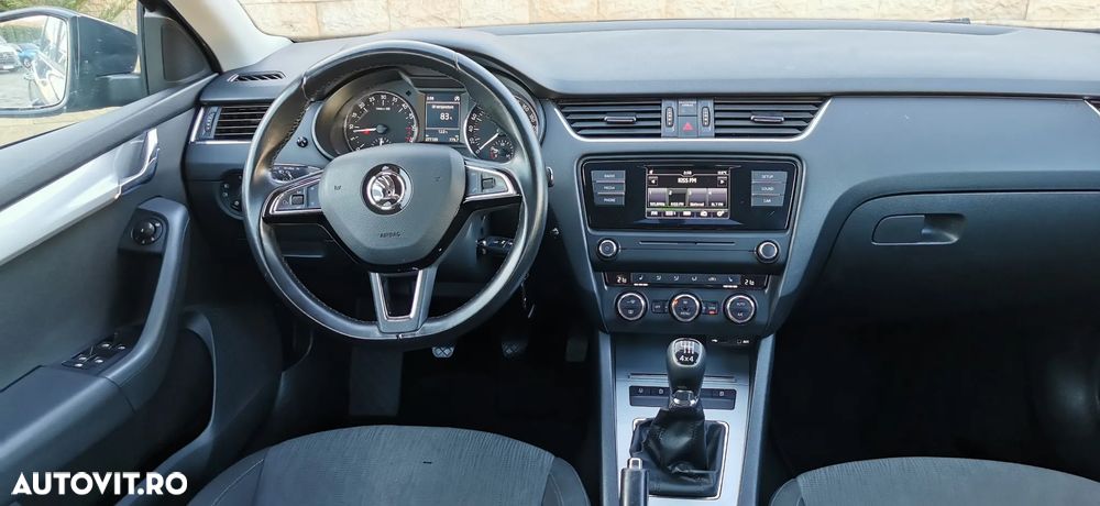 Skoda Octavia 1.6 TDI (Green tec) 4x4 Style - 15