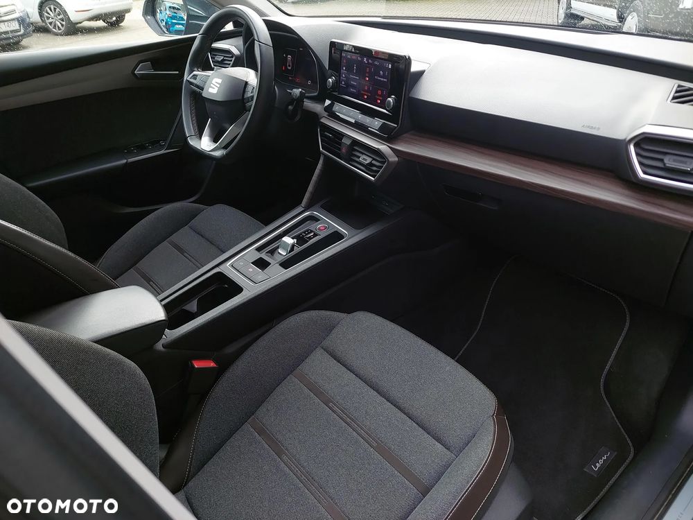 Seat Leon 2.0 TDI Xcellence S&S DSG - 24