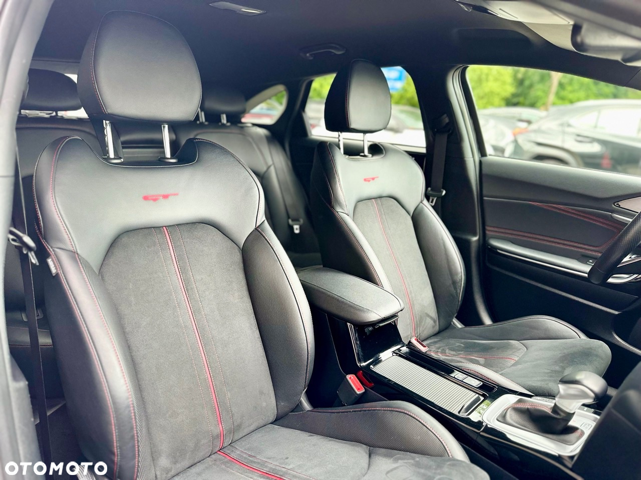 Kia ProCeed 1.6 T-GDI GT DCT - 28