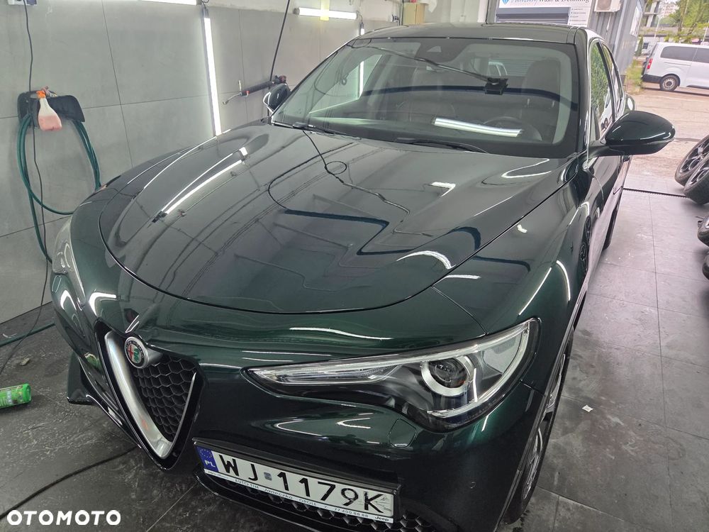 Alfa Romeo Stelvio 2.0 Turbo TI Q4 - 32