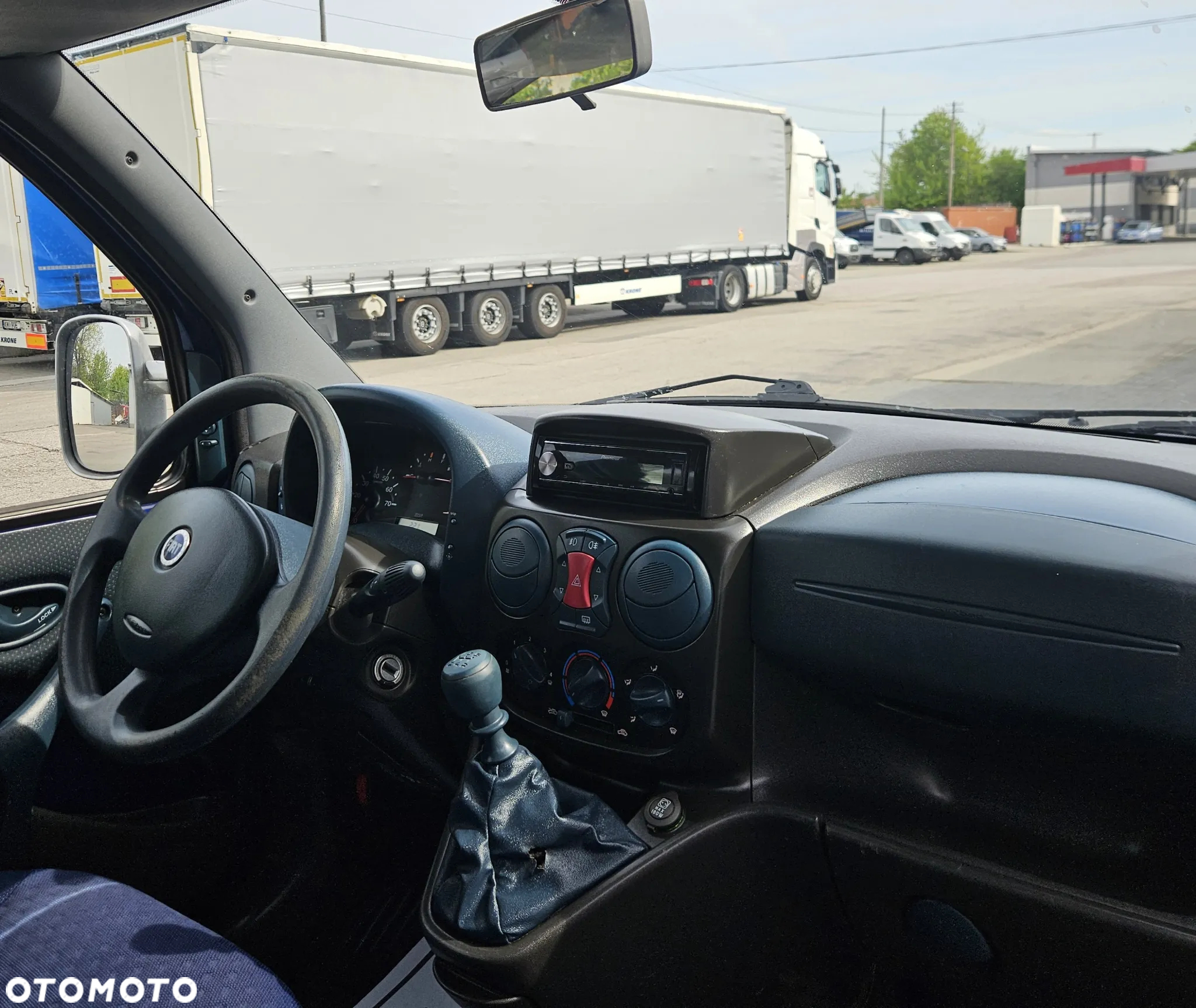 Fiat Doblo - 17