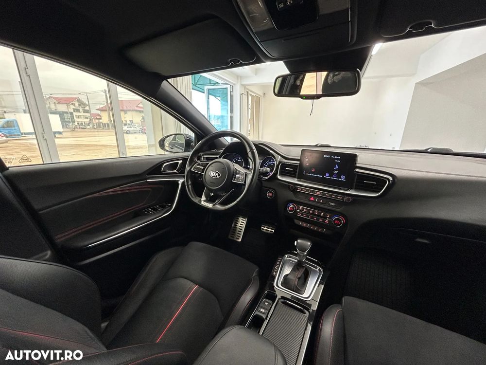 Kia Ceed 1.6 T-GDI 7DCT GT - 23