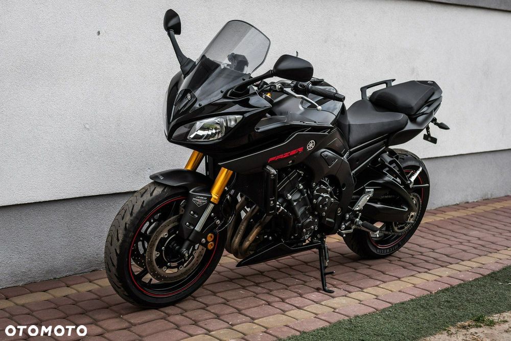 Yamaha FZ - 8