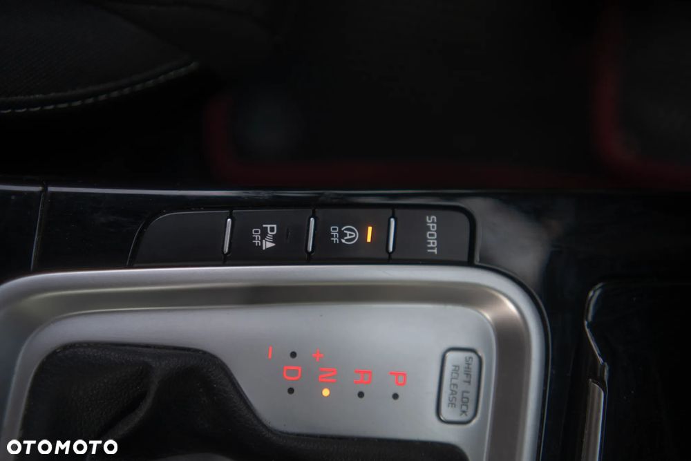 Kia ProCeed 1.5 T-GDI GT Line DCT - 25