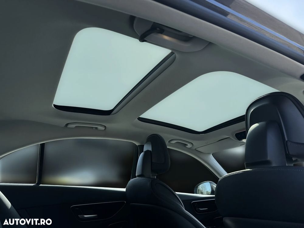 Mercedes-Benz C - 23