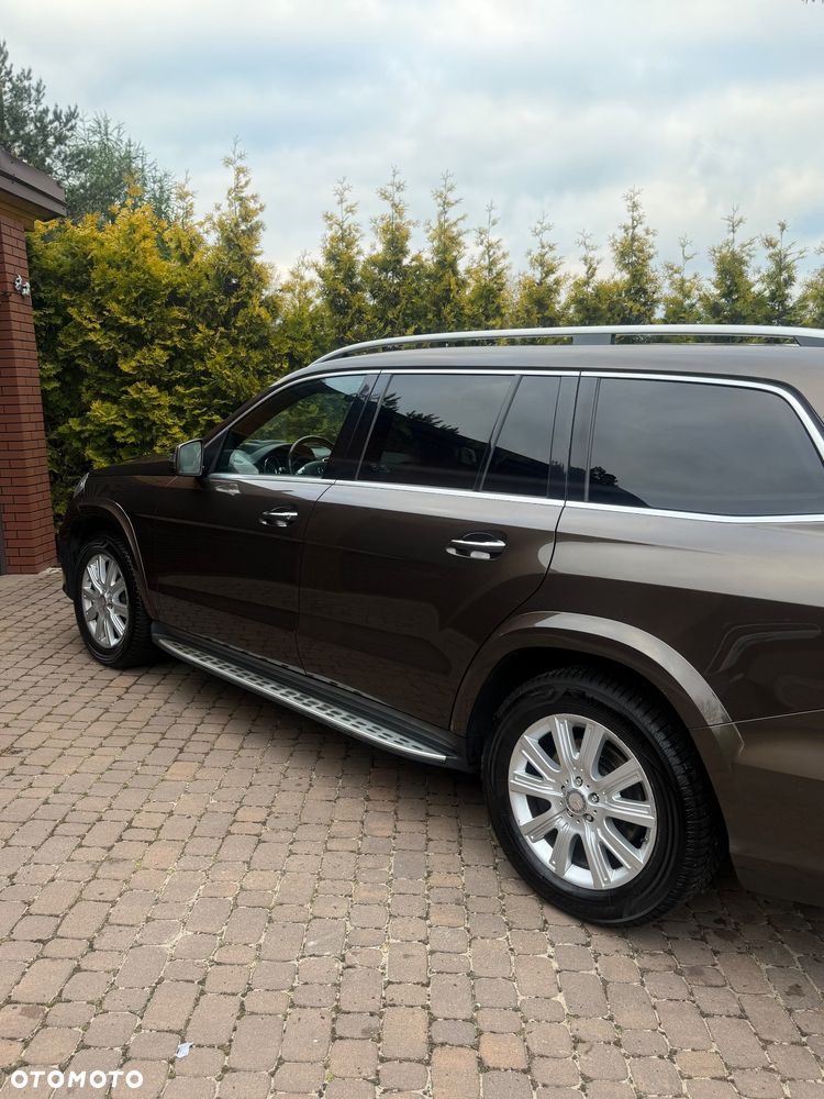 Mercedes-Benz GL 350 BlueTEC 4-Matic - 8