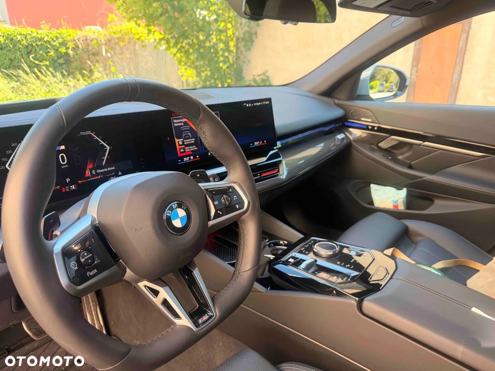 BMW Seria 5 520d mHEV M Sport - 6