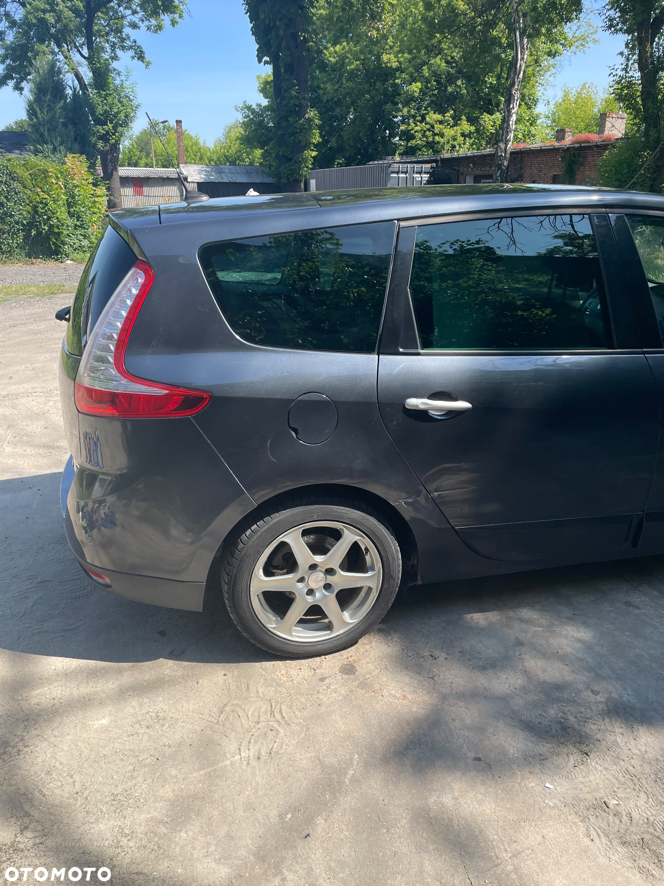 Renault Grand Scenic dCi 130 FAP Start & Stop Bose Edition - 15