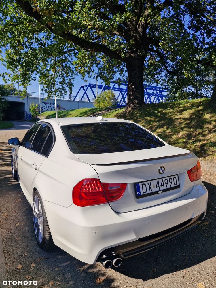 BMW Seria 3 325d - 18