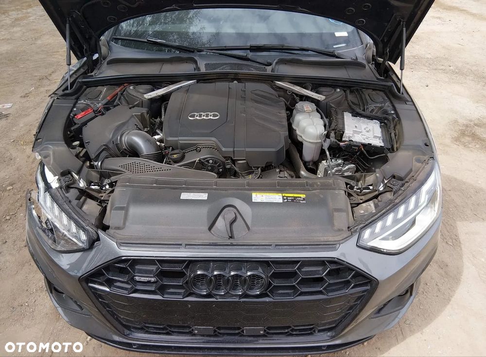 Audi A4 Limousine - 12