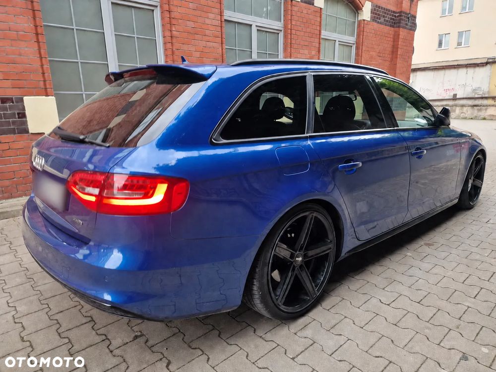 Audi A4 Avant 2.0 TDI quattro - 11
