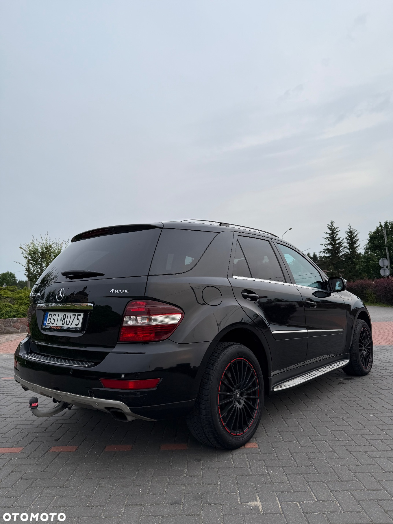 Mercedes-Benz ML - 12