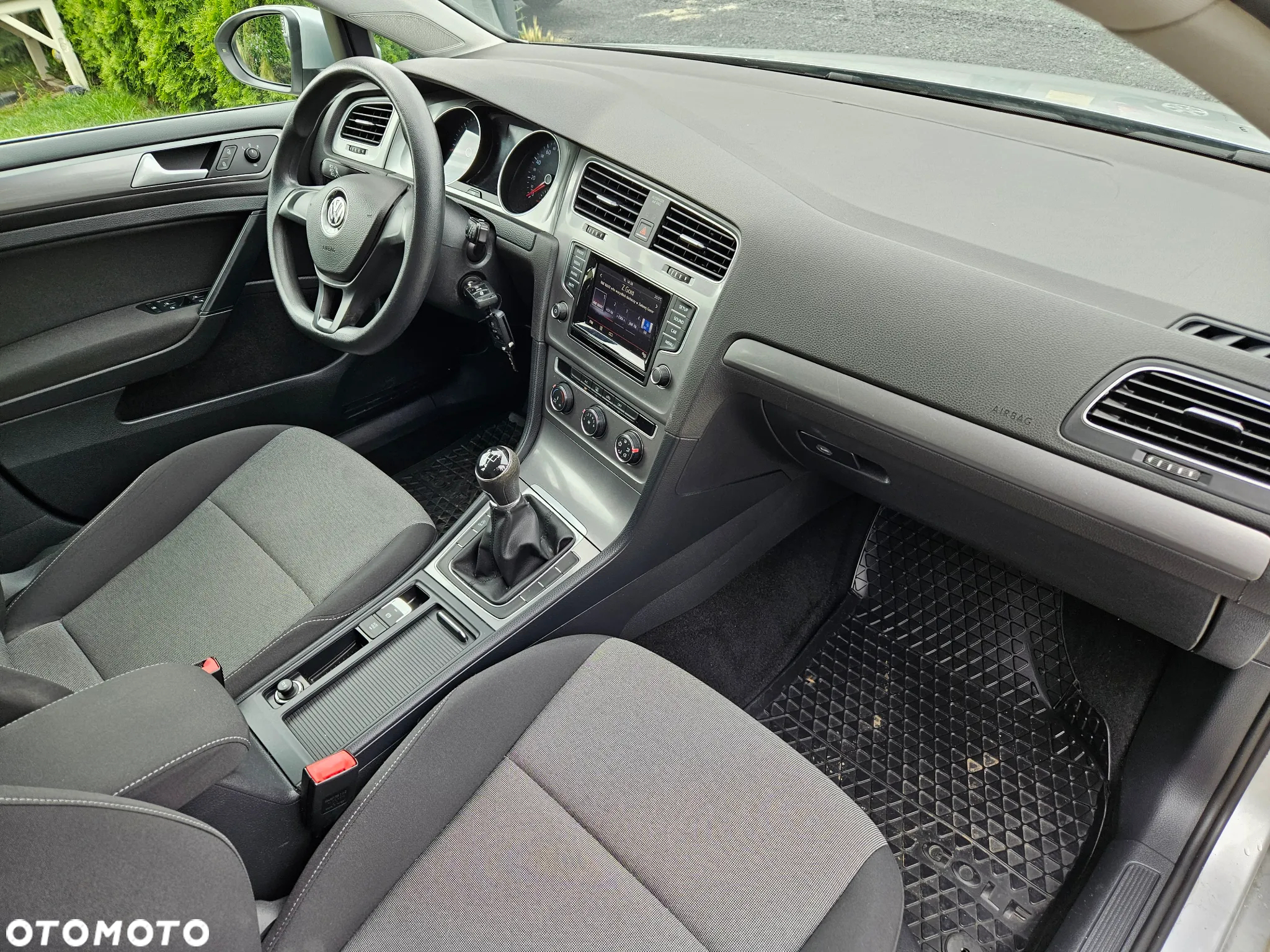 Volkswagen Golf 1.6 BlueTDI Trendline - 16