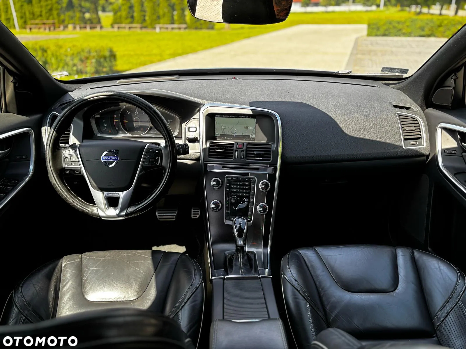 Volvo XC 60 D4 Drive-E R-Design Momentum - 9