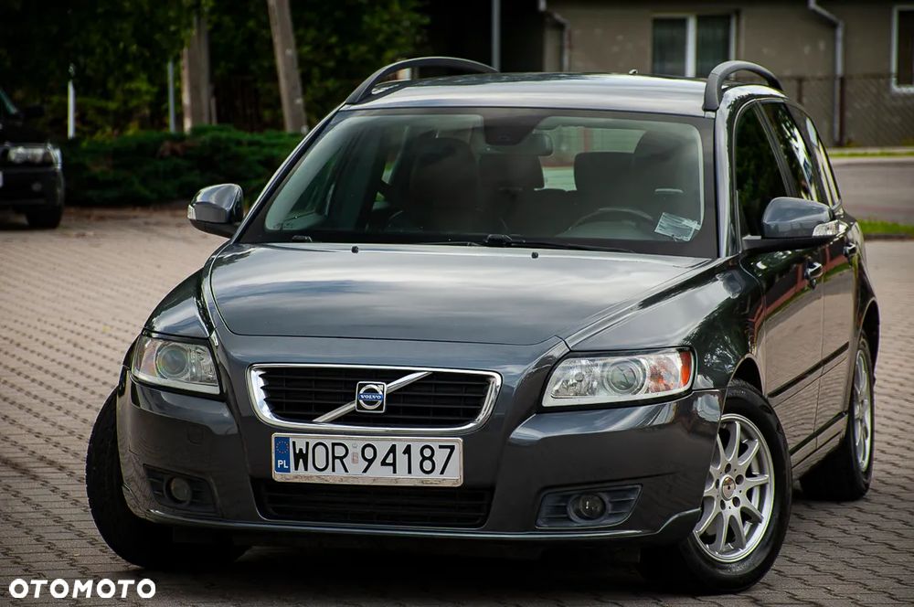 Volvo V50 1.6D DPF DRIVe Kinetic - 1
