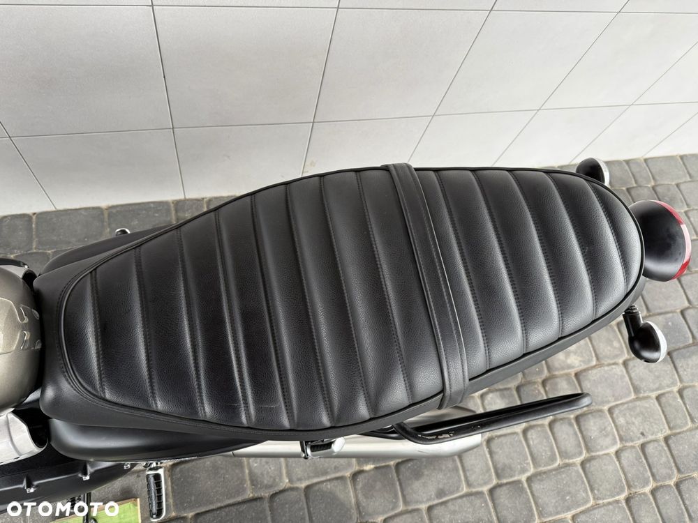 Triumph Street Twin - 10